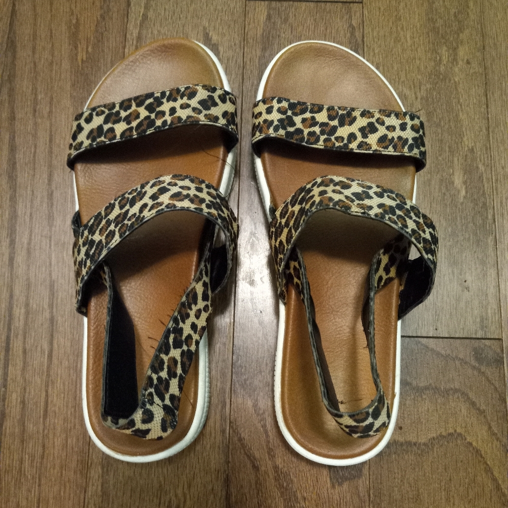 Mia kids youth size 3